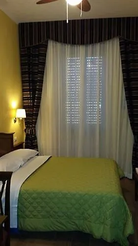 Pitagora Отель 3*